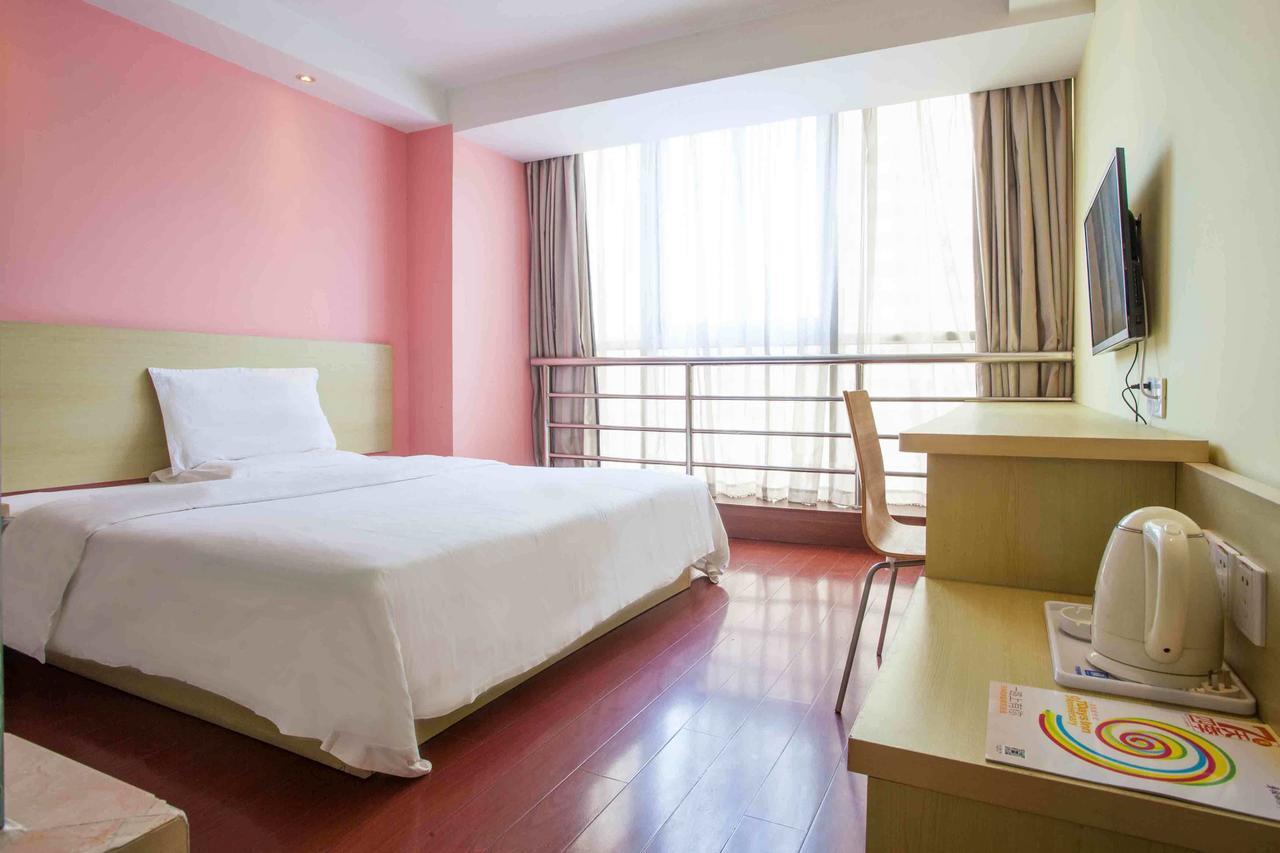 7Days Inn Shanghai Yichuan Road Dış mekan fotoğraf